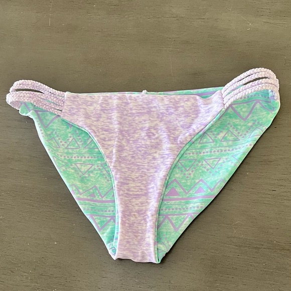 Heat Light Purple Green Geo Padded Push-Up Foam Cup Underwire Seam Bead Bikini M - Picture 7 of 7